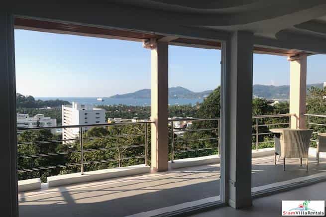Condominium in Ban Kata, Phuket 10025036