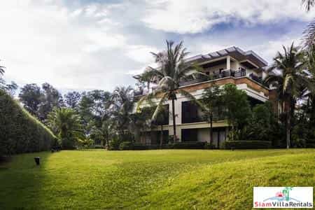 Condominium dans Ban Choeng Thale, Phuket 10025062
