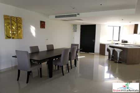 Condominium dans Surin Beach, Phuket 10025124
