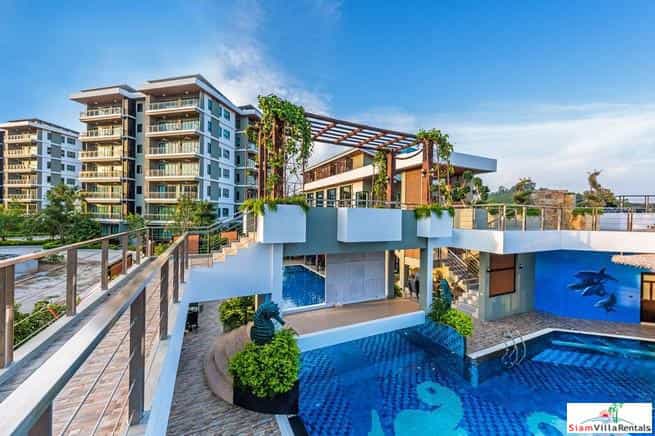 Condominium dans Ban Chalong, Phuket 10025137