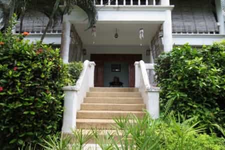 Будинок в Nai Harn, Phuket 10025206