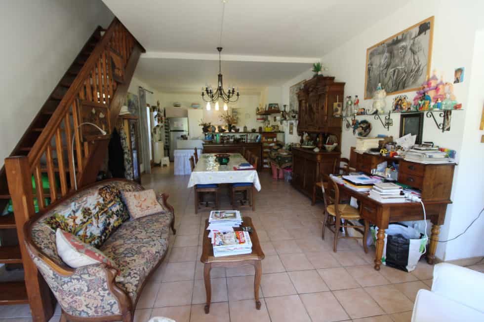 Talo sisään Belveze-du-Razes, Occitanie 10025295