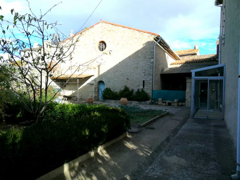 casa en Caunes-Minervois, Occitania 10025309
