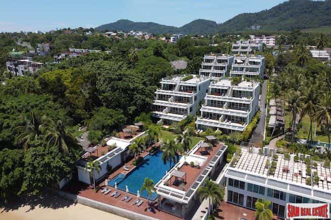 Condominium in Ban Bang Khonthi, Phuket 10025588