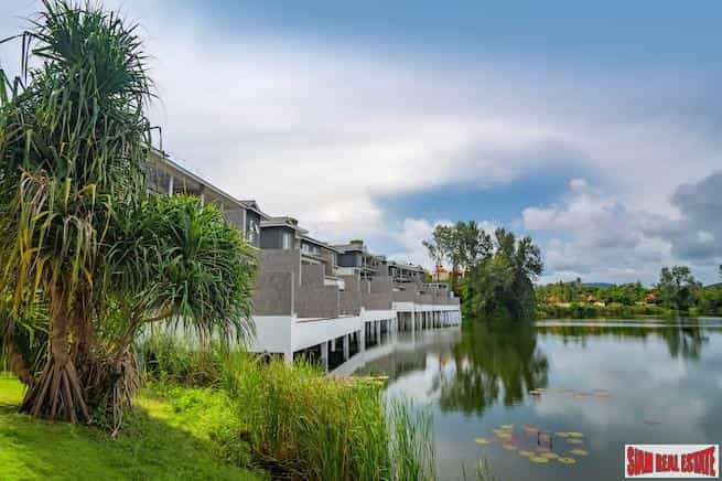 Condominium in Laguna, Phuket 10025692