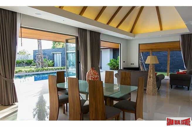 House in Layan, Phuket 10025738