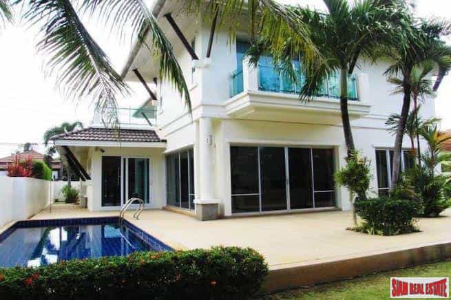 Hus i Ban Nai Han, Phuket 10025769