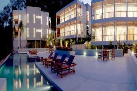 Condominium in Ban Ao Po, Phuket 10025961