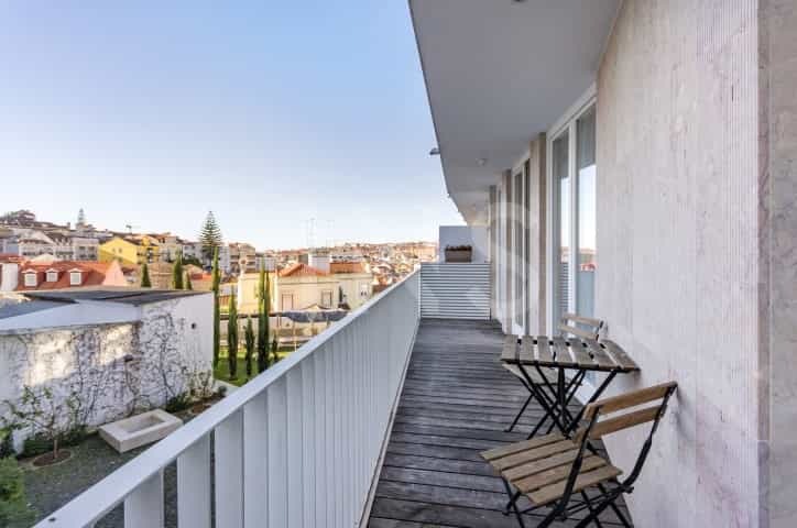 Condominium in Lissabon, Lissabon 10026226