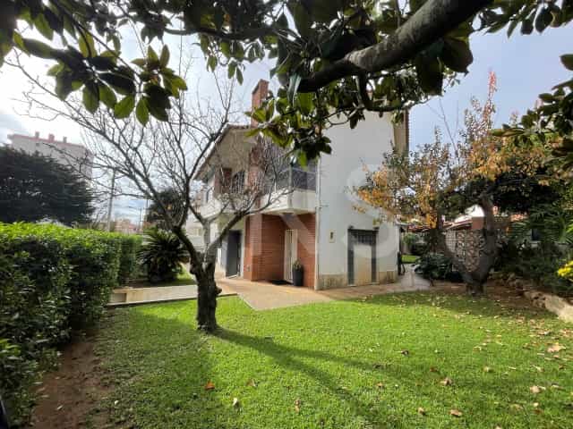 بيت في Carcavelos e Parede, Cascais 10026303
