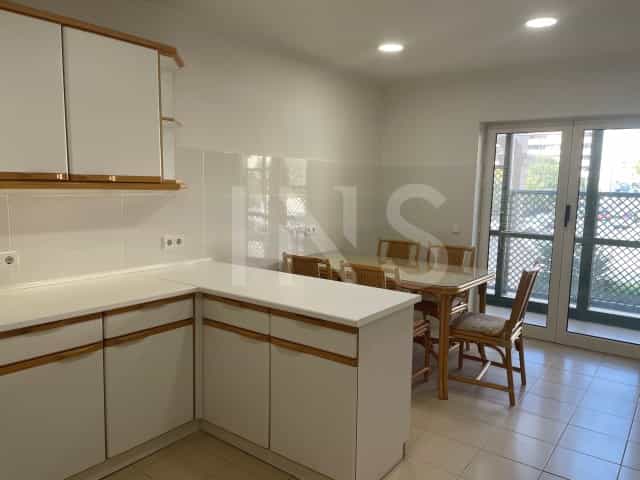 Condominium in Cascais e Estoril, Cascais 10026333