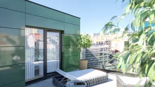 Condominium in Sete Rios, Lisboa 10026429