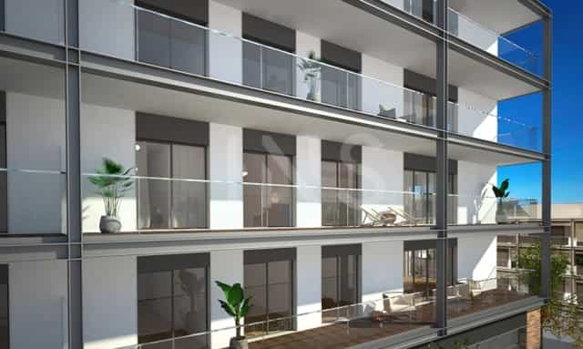 Condominium in Vila Fria, Lisboa 10026487