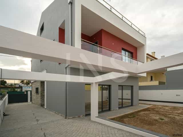House in Abobada, Lisboa 10026529