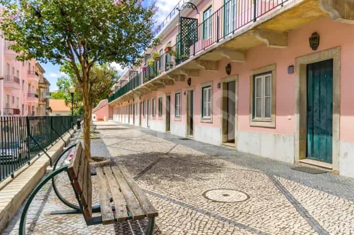жилой дом в Santo Antonio, Lisboa 10026575