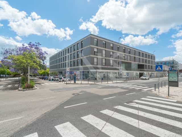 Condominium in Olivais, Lisboa 10026658