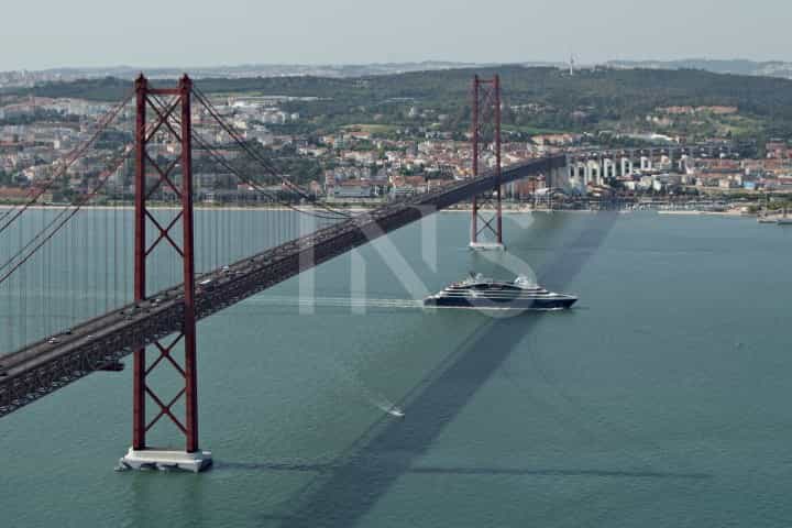 Terre dans Campolide, Lisboa 10026706