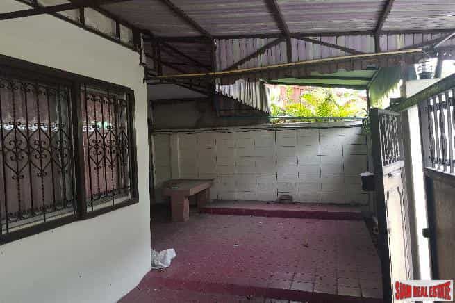 rumah dalam Watthana, Krung Thep Maha Nakhon 10027280