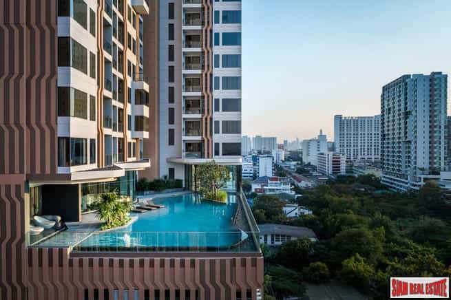 Condominium in Chatuchak Park, Bangkok 10027390