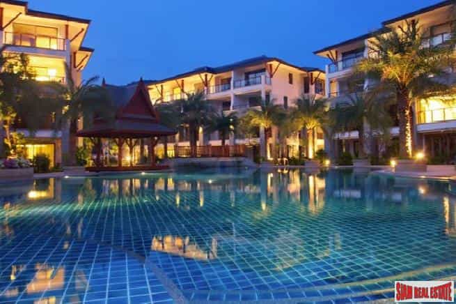 Condominium dans Ban Nai Thon, Phuket 10027551