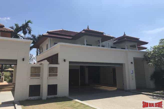 Huis in Ban Pa Sak, Phuket 10027665