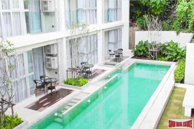 Condominium in Patong, Phuket 10027711