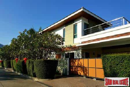 rumah dalam Ban Chalong, Phuket 10027771