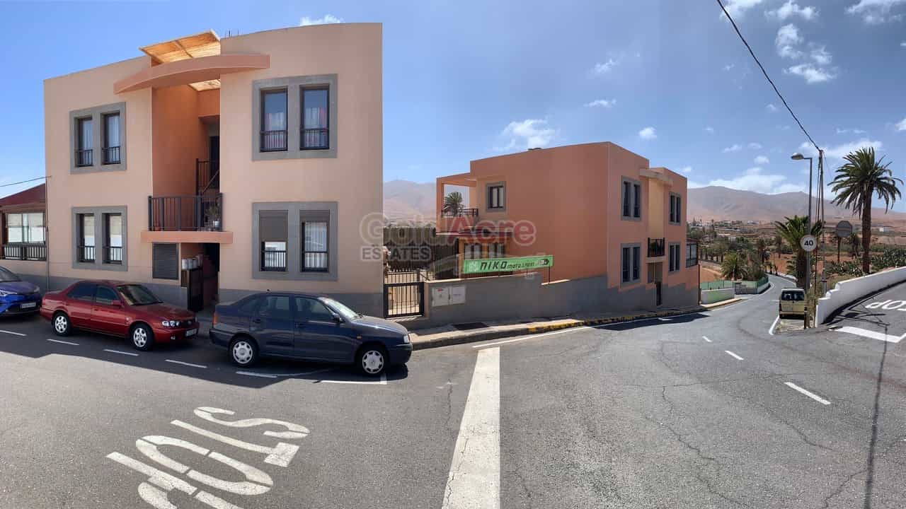 Condominium in Betancuria, Canary Islands 10027855