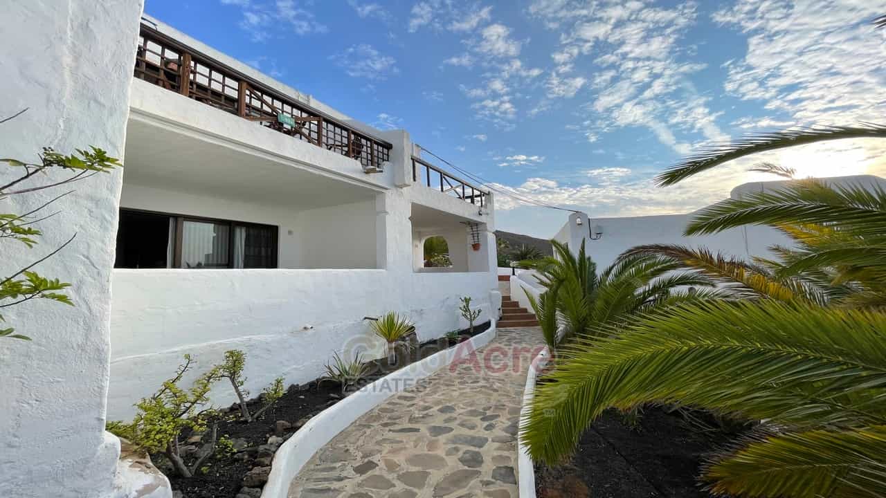 Condominium in Betancuria, Canarische eilanden 10028153
