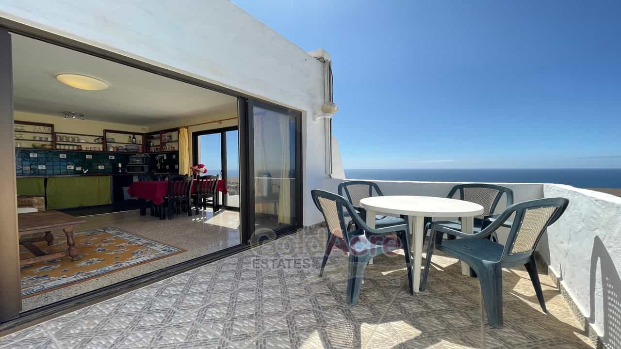 Condominium in Betancuria, Canary Islands 10028156