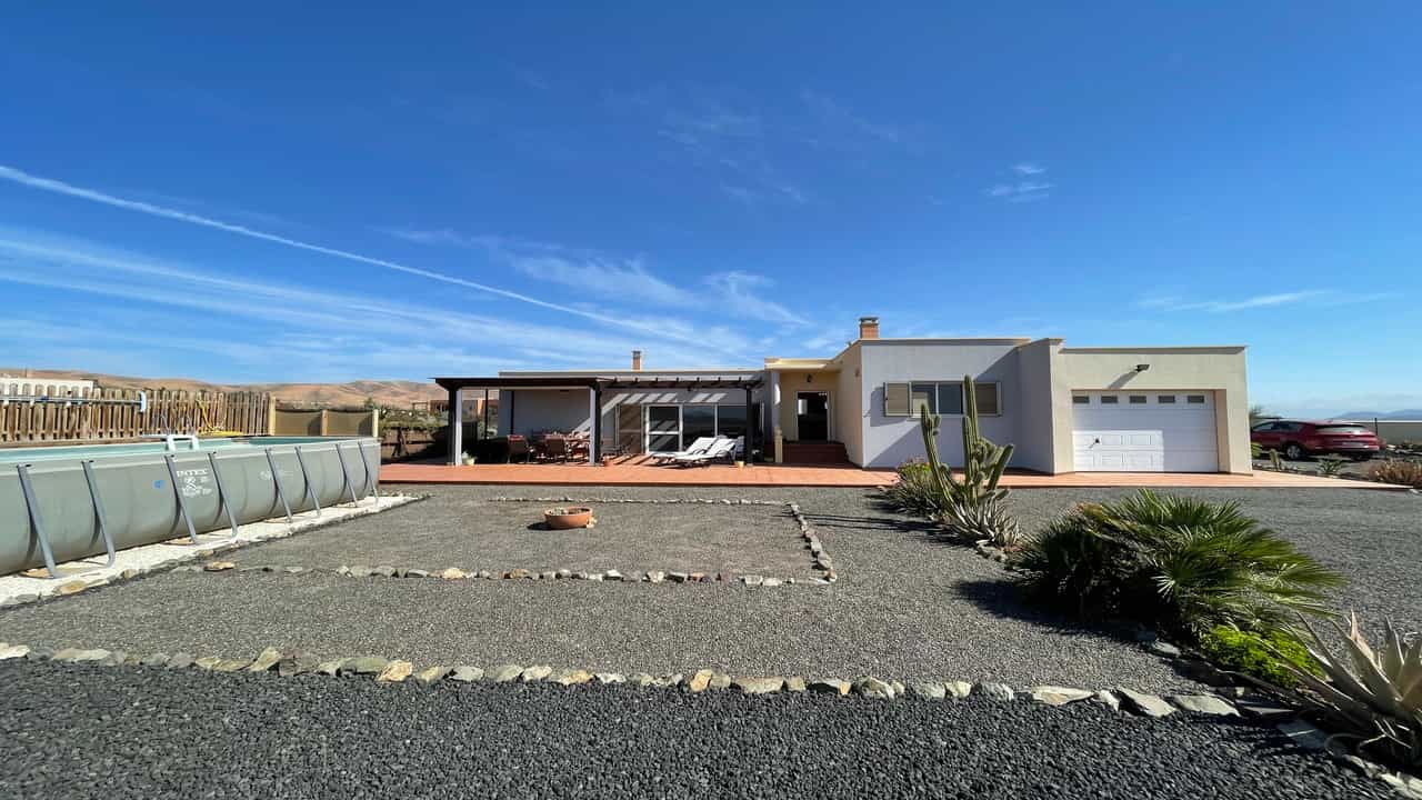 House in Tuineje, Canary Islands 10028183