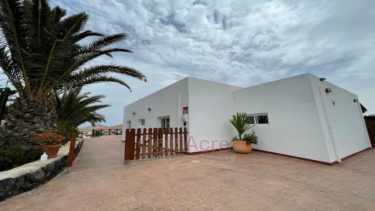 House in La Oliva, Canary Islands 10028226