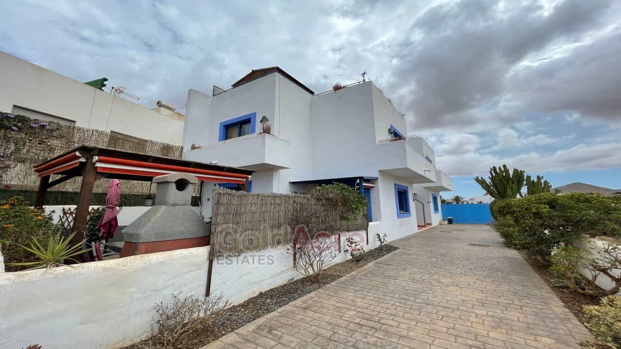 House in La Oliva, Canary Islands 10028242
