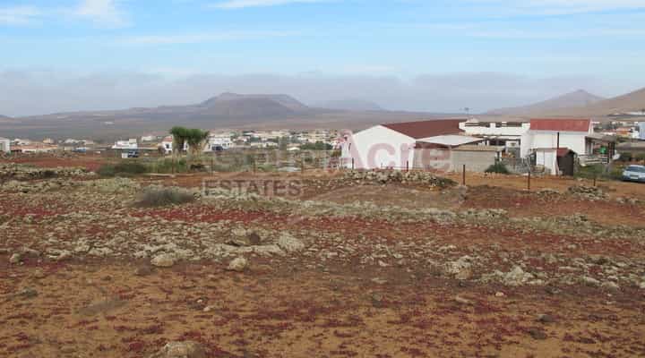 Land in La Oliva, Canary Islands 10028427
