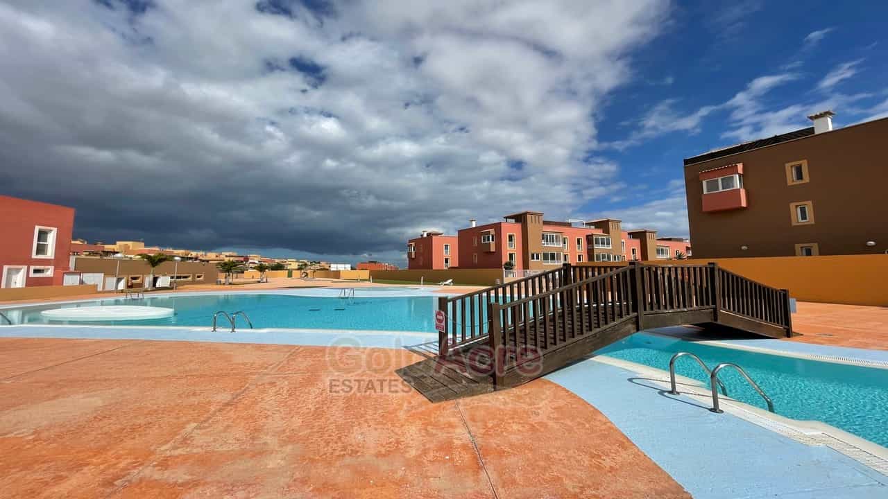 Condominium dans La Oliva, les îles Canaries 10028468