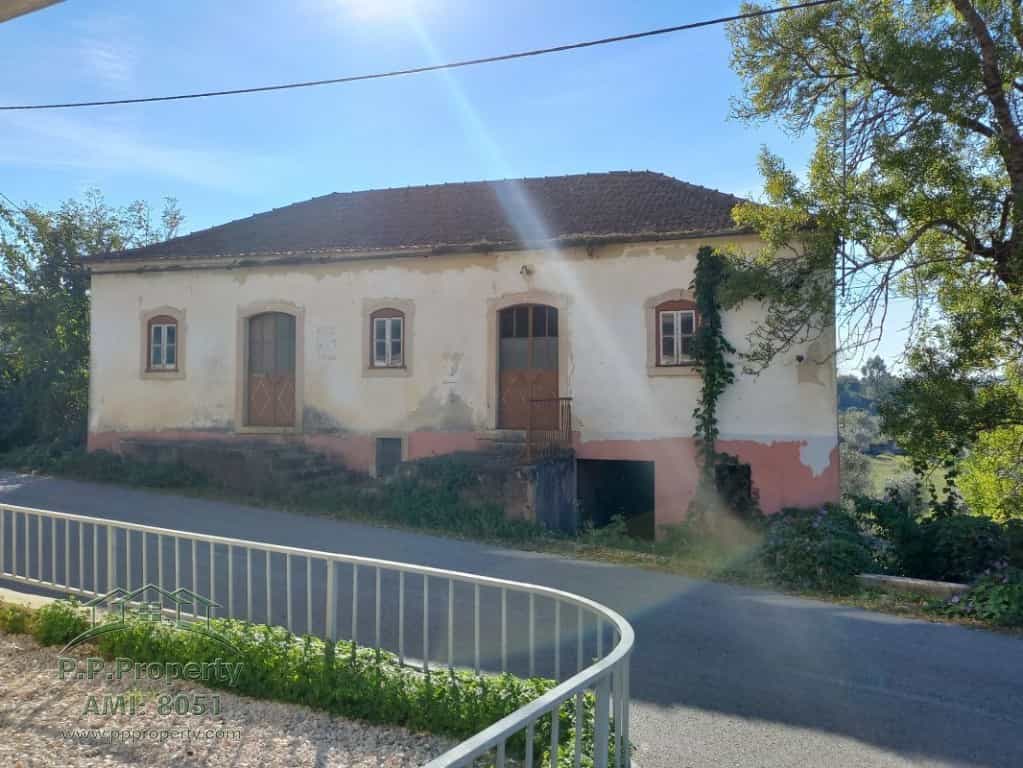 House in Ferreira do Zezere, Santarem 10028673