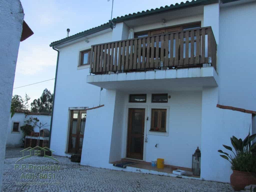 Rumah di Miranda do Corvo, Coimbra 10028676
