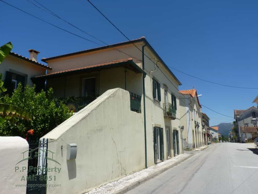 Rumah di Castanheira de Pera, Leiria 10028798