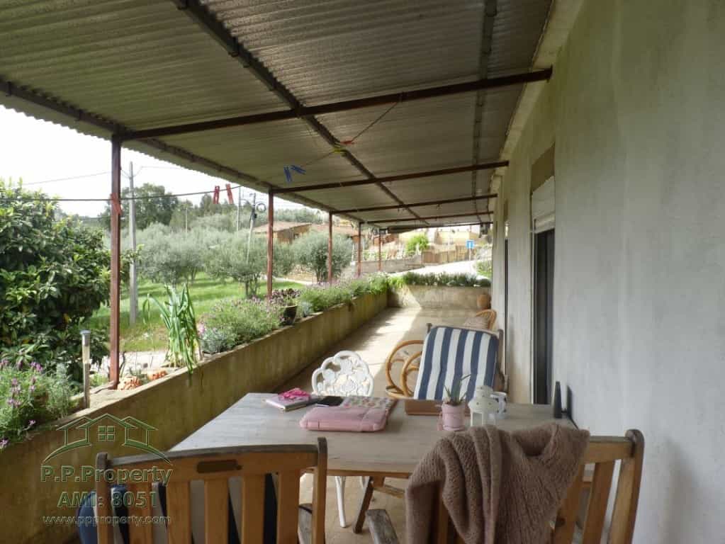 жилой дом в Pedrogao Grande, Leiria 10028830