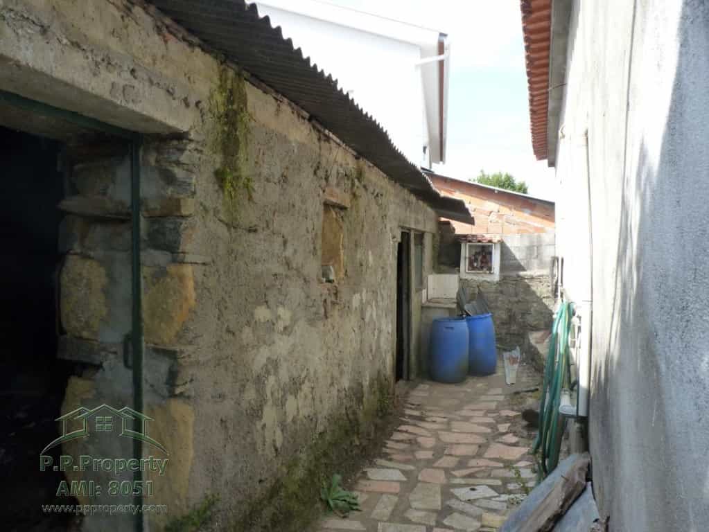 Talo sisään Castanheira de Pera, Leiria 10028842