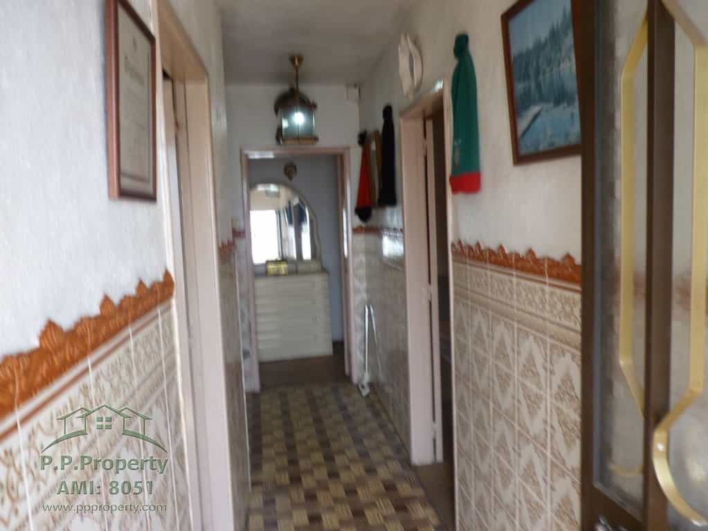 Talo sisään Castanheira de Pera, Leiria 10028842