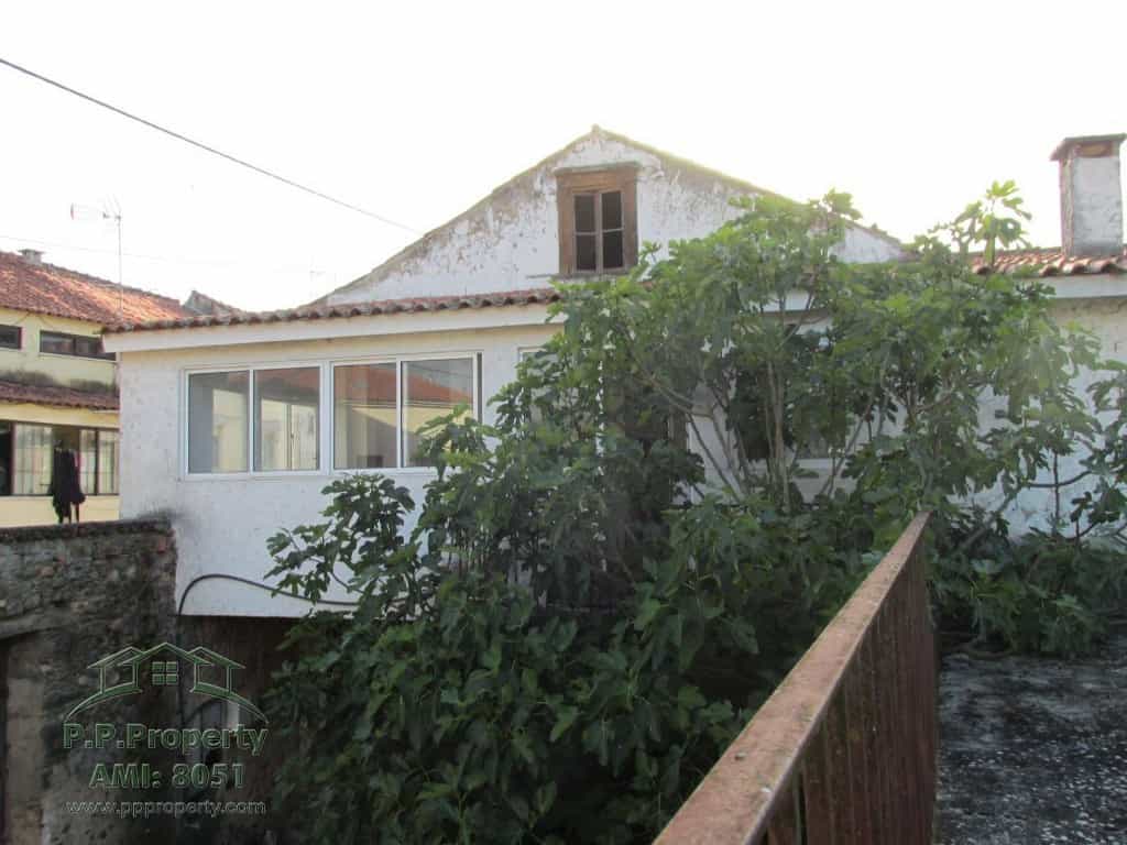 Dom w Lousa, Coimbra 10028862
