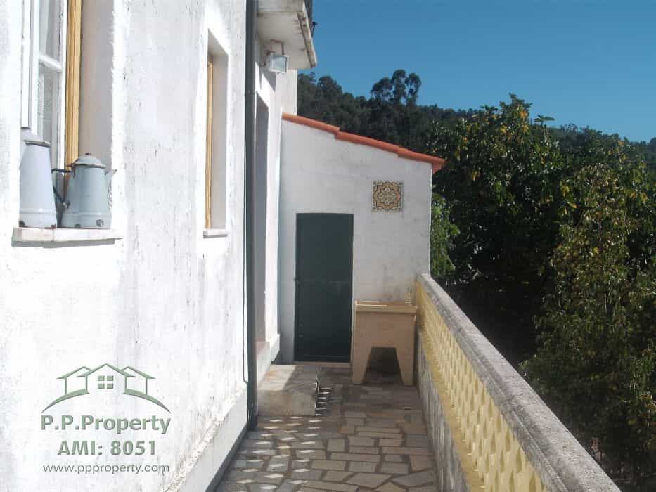 жилой дом в Lousa, Coimbra 10028863
