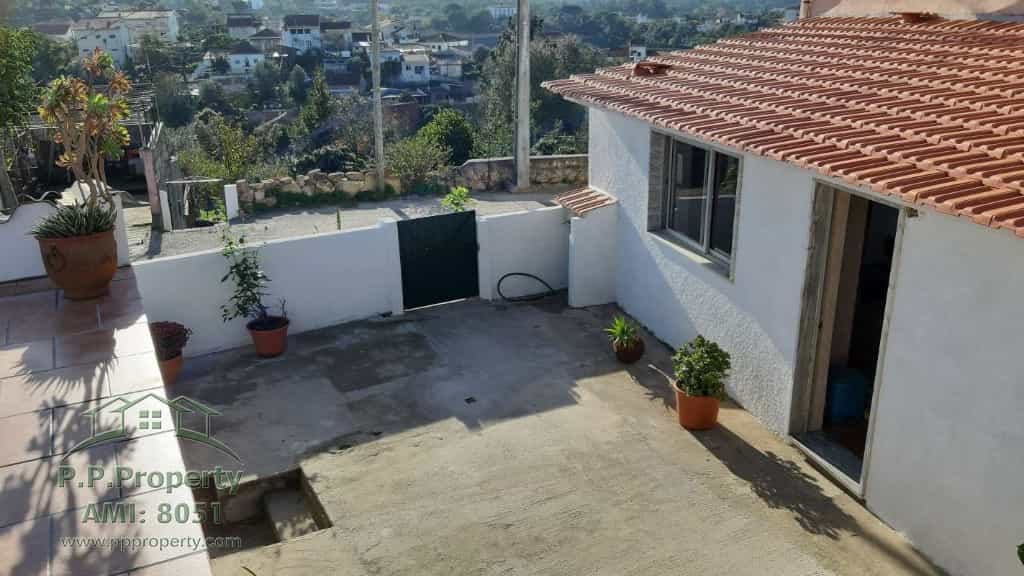 Condominium in Quinta da Cheira, Coimbra 10028880