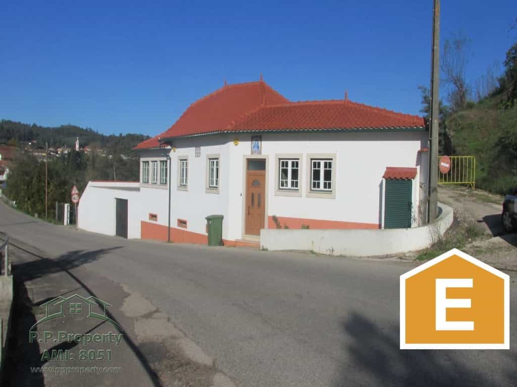 Rumah di Flor da Rosa, Coimbra 10028916