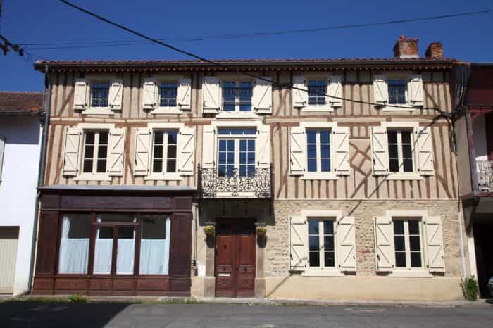Hus i Castelnau-Magnoac, Occitanie 10028927