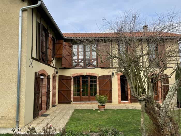 Будинок в Seissan, Midi-Pyrenees 10028935