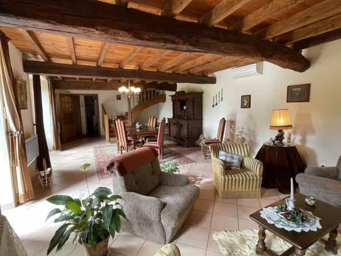 rumah dalam Seissan, Occitanie 10028935