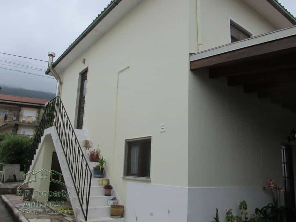Hus i Lousa, Coimbra 10028951