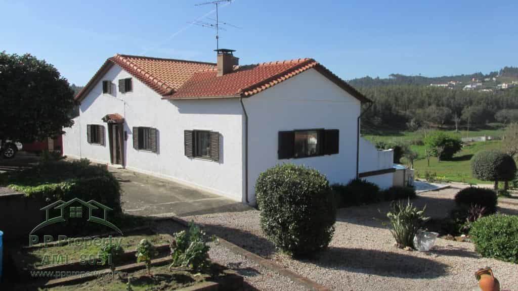 Hus i Vila Nova de Poiares, Coimbra 10029024